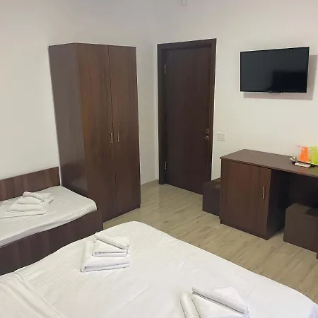Regal Villa Mamaia