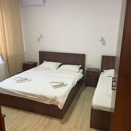 Villa Regal *